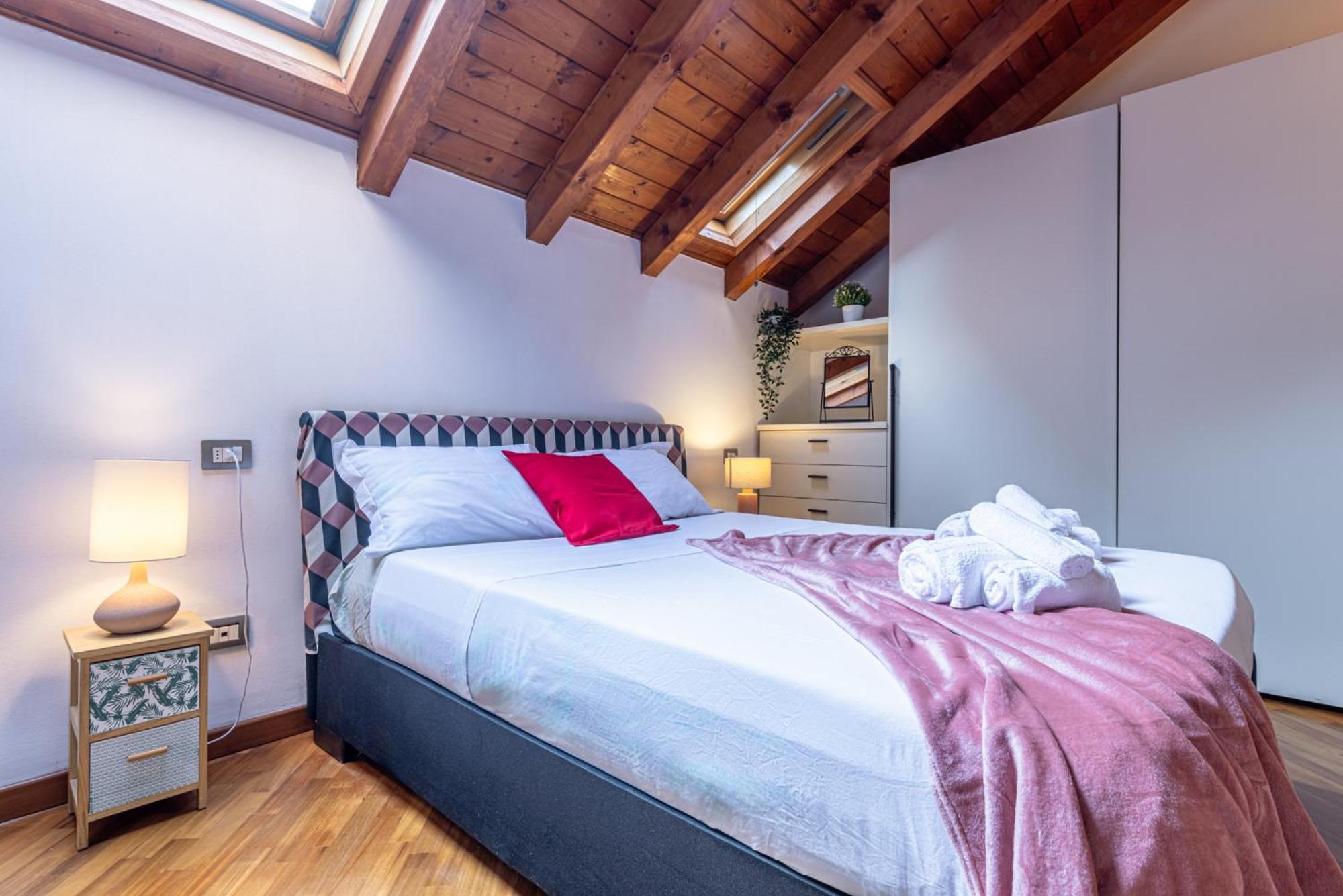 Romantic Suite Navigli - 15Min Duomo - Free Parking Milan Extérieur photo